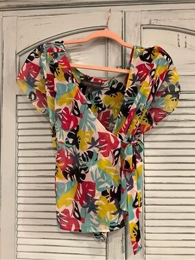 Josephine Chaus Tropical Multicolor Tie-Waist Wrap Blouse